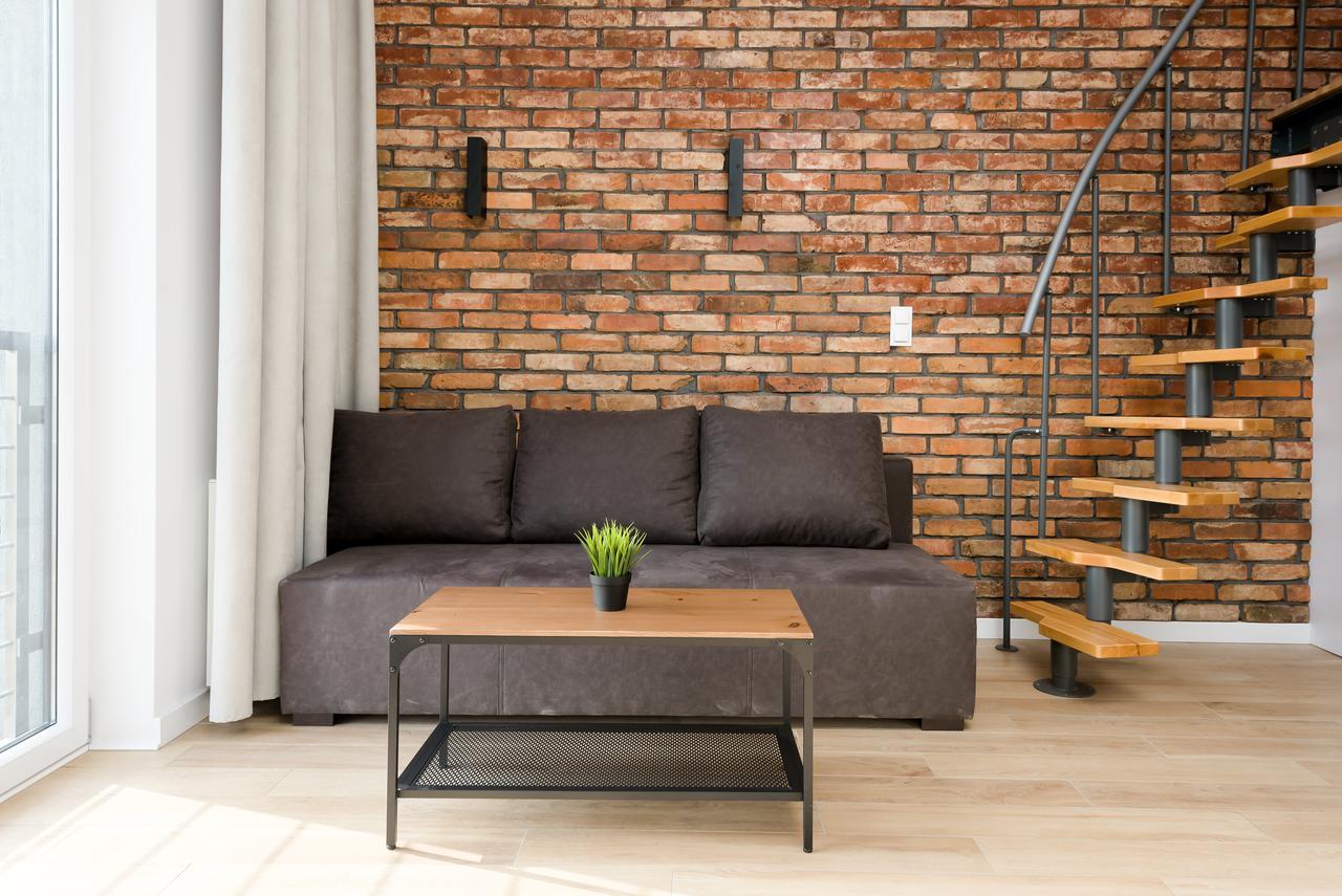 Easy Apartment